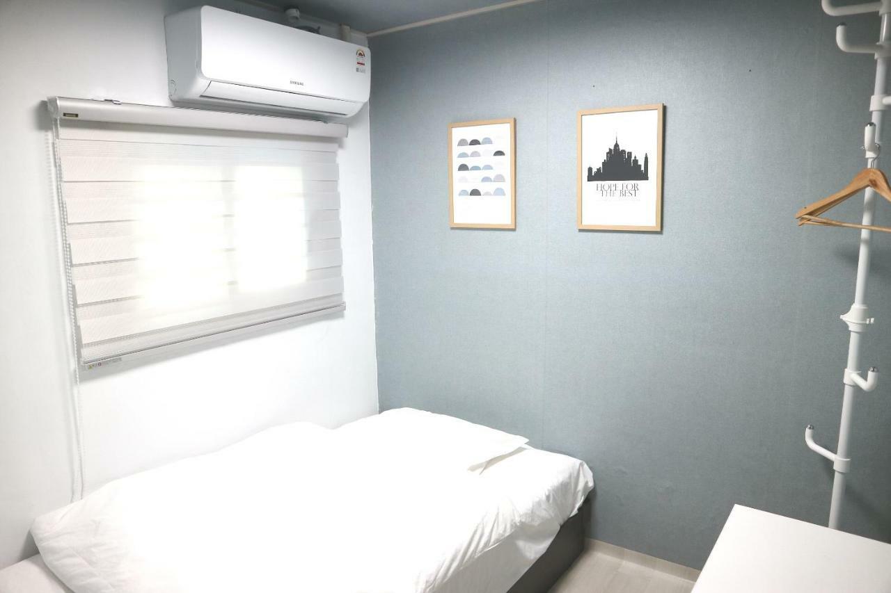 Toy Guesthouse Seoul Ngoại thất bức ảnh